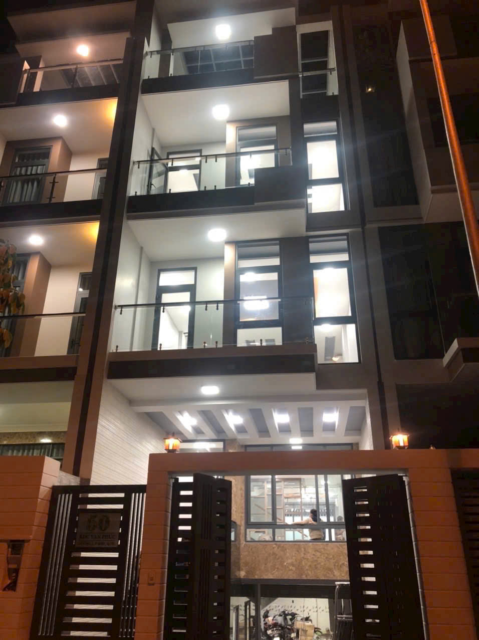 CHO THUÊ NHÀ NGUYÊN CĂN 5X19 D30 VẠN PHÚC CITY